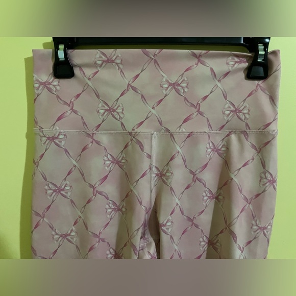 LoveShackFancy x Beach Riot collab pink bow leggings pants size M medium cottage - Picture 6 of 8